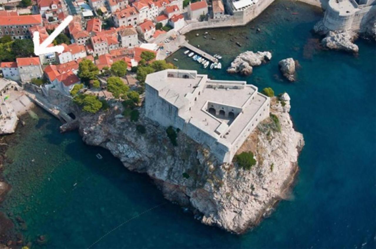 Mediteran With Garden Next To Beach And Old Town Dubrovník Exteriér fotografie